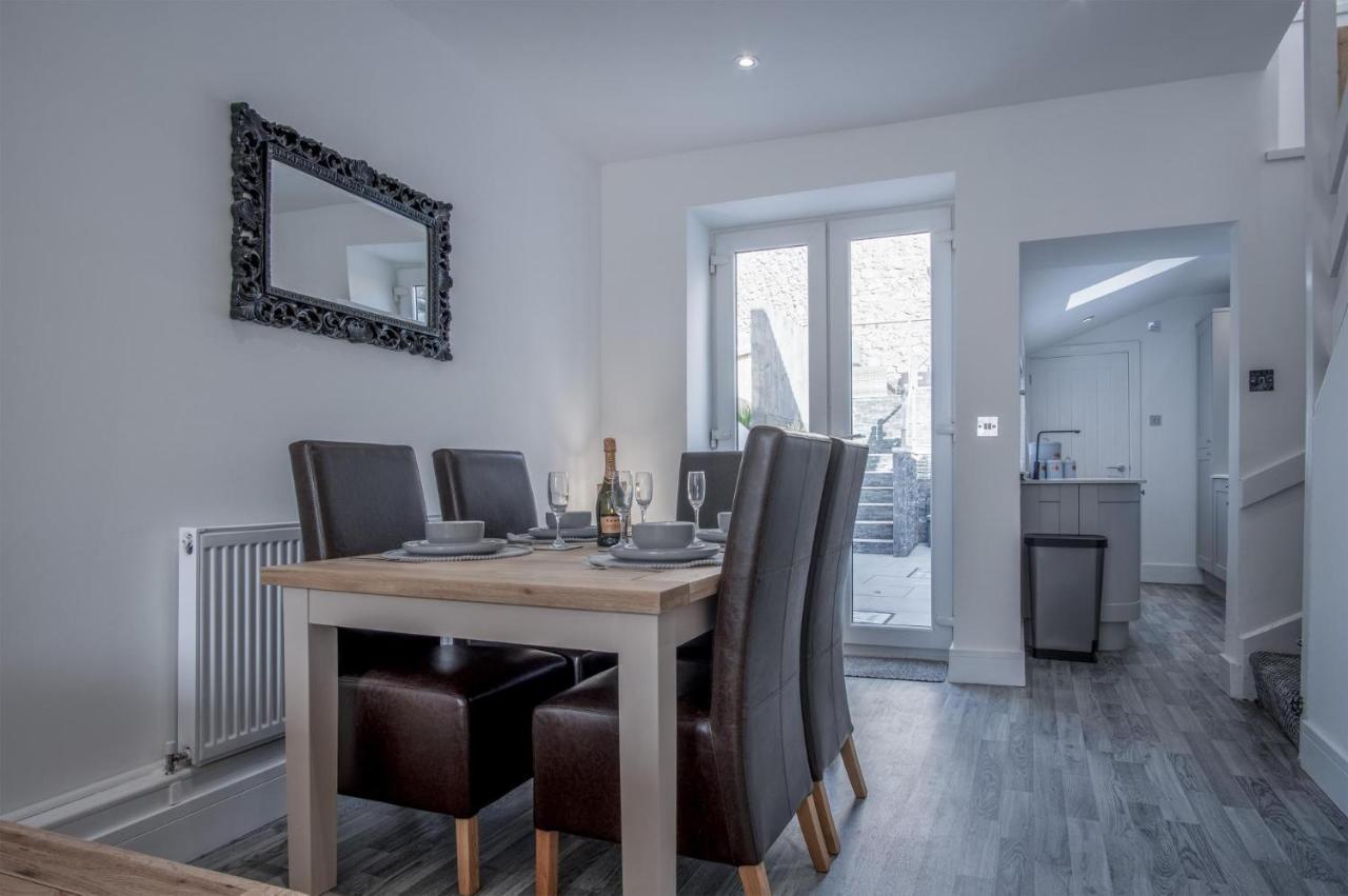 Hawtree Cottage - 2 Bedroom Cottage - Tenby Esterno foto